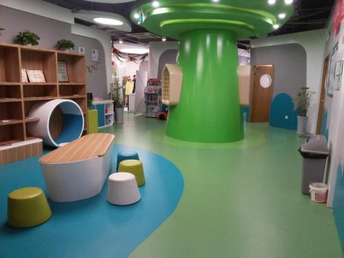 橡膠地板和PVC地板之間有啥不同？